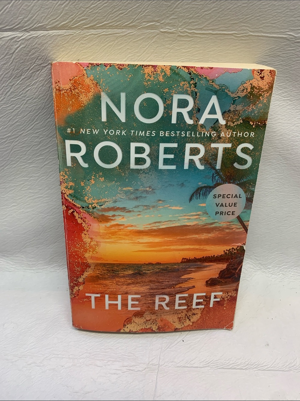 The Reef Paperback Book - Nora Roberts
